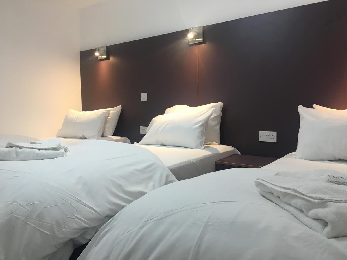 Tartan Lodge Glasgow Ngoại thất bức ảnh