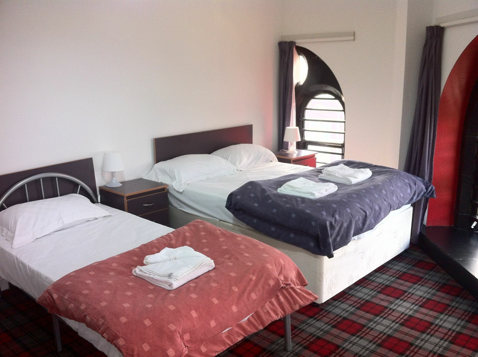 Tartan Lodge Glasgow Ngoại thất bức ảnh